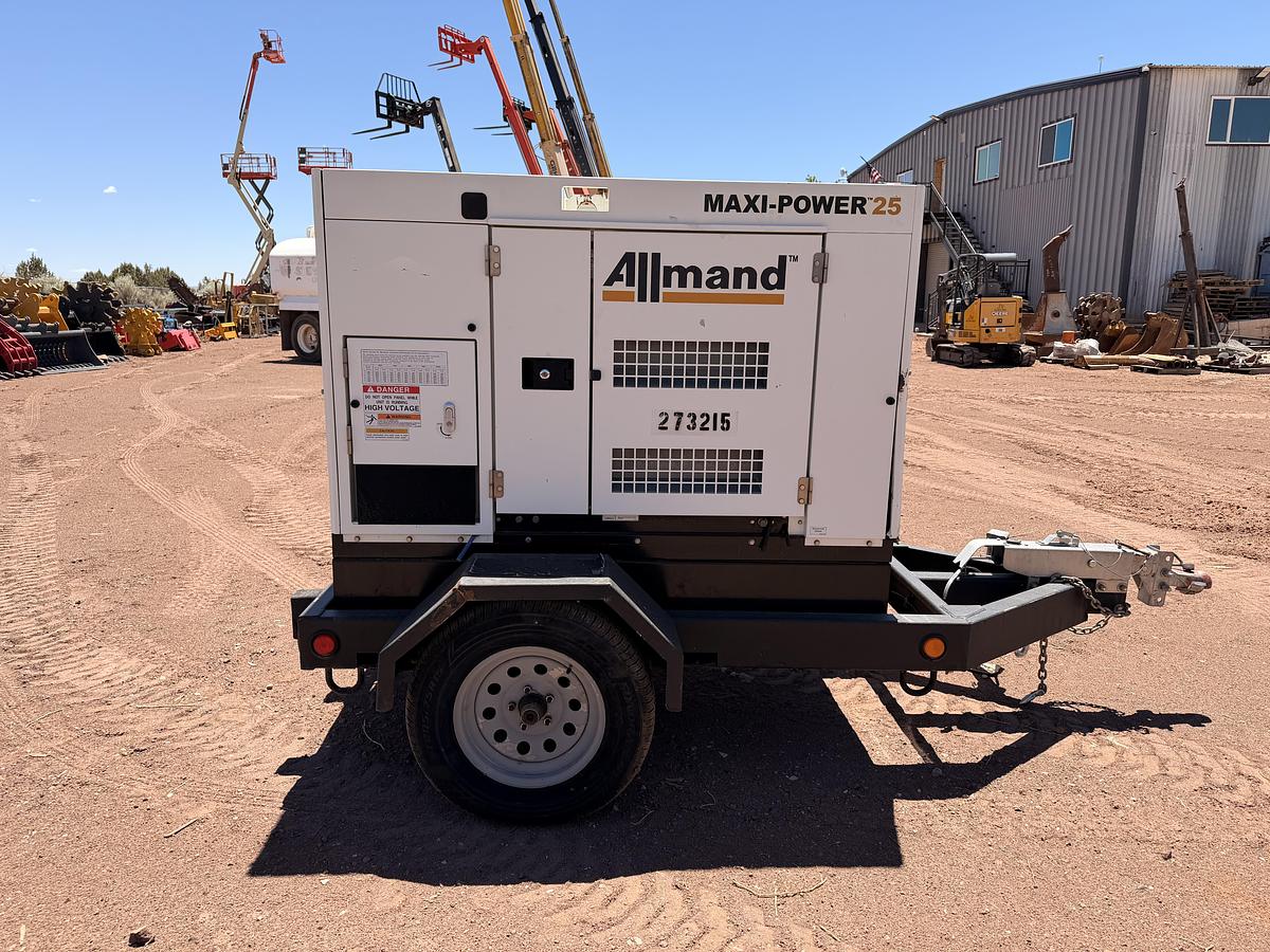 Used 2019 Allmand 25 KVA/30 kW Generator