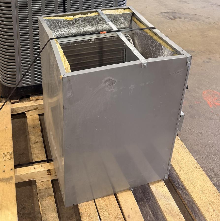 Used 4T 16 SEER A/C UNIT