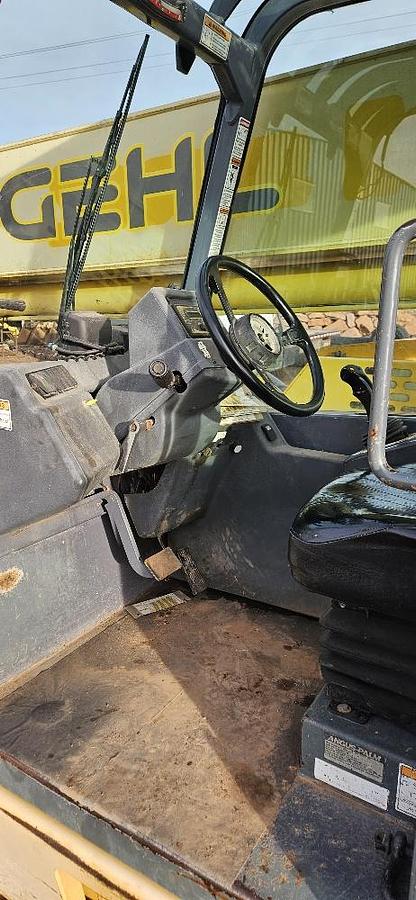 Used 2012 Gehl Telehandler