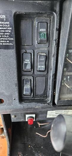 Used 2001 International Dump Truck 4900
