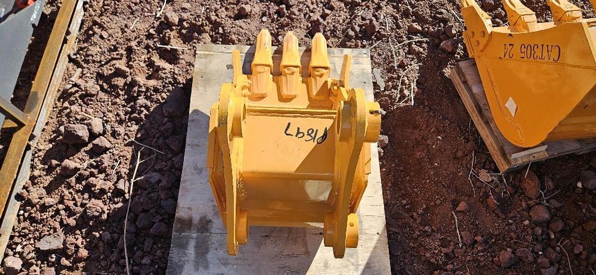 12" Mini Excavator Bucket