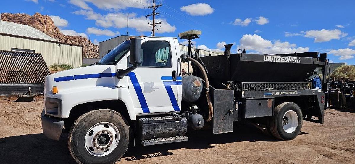 Used 2007 GMC Asphalt Patch Truck