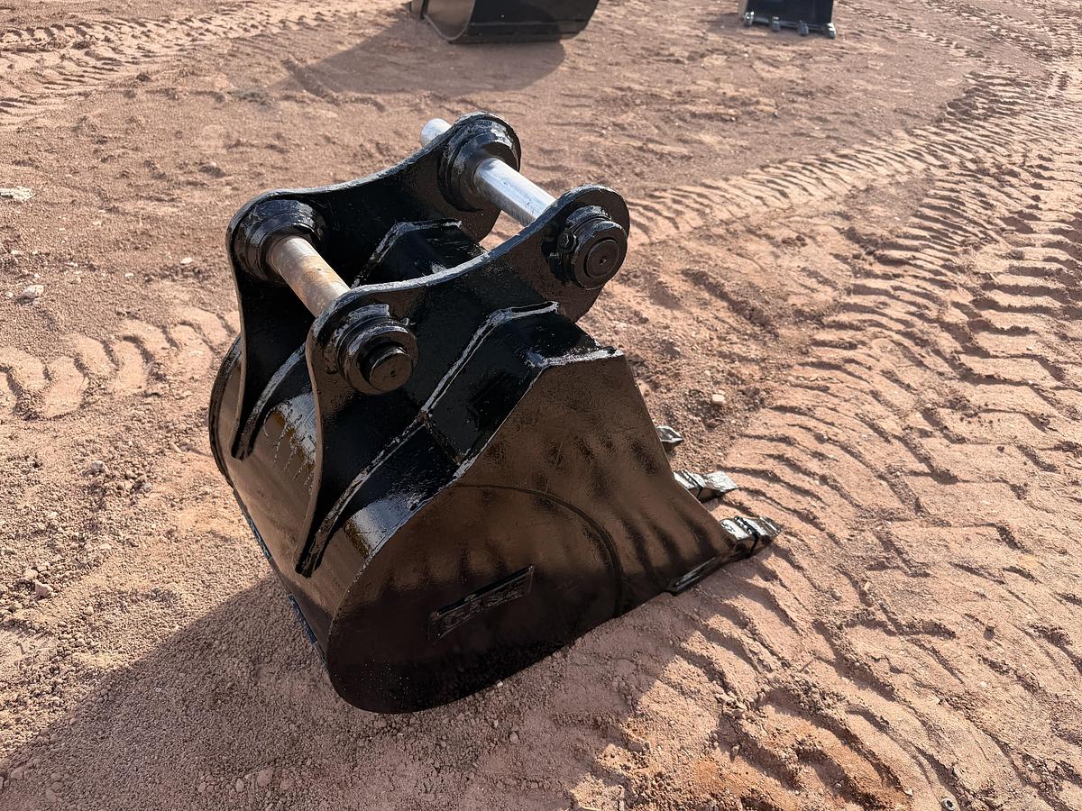 Used Case 18" Backhoe Bucket