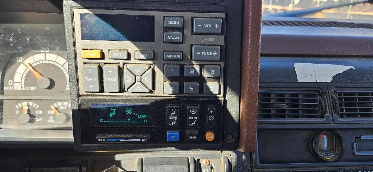 Used 1994 Chevrolet Feed Truck