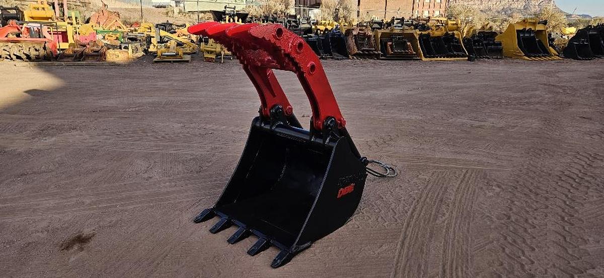 Used Cryptoclaw Excavator Grapple Bucket
