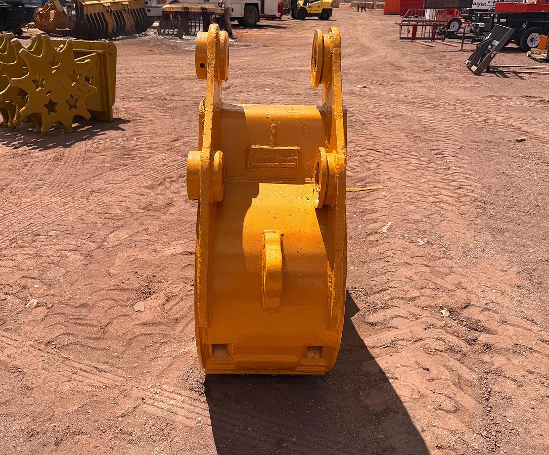 Used 24" Excavator Bucket