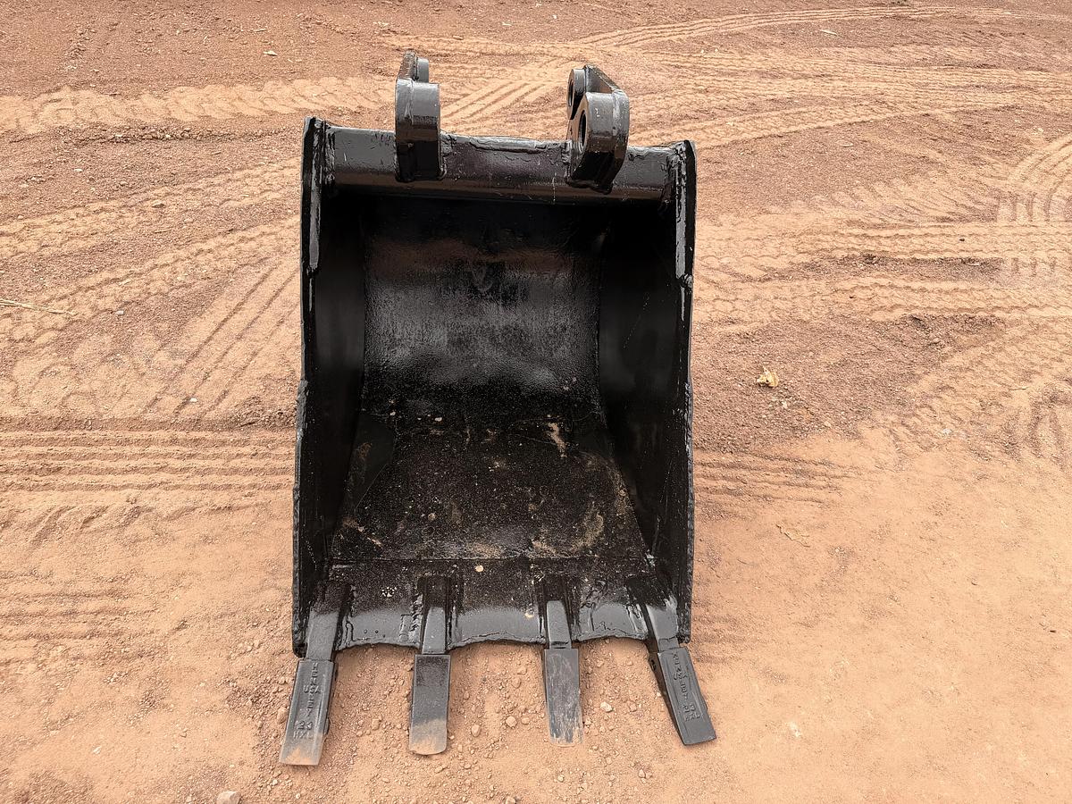 Used 24" Mini Excavator Bucket