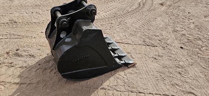 Used 30" Excavator Bucket