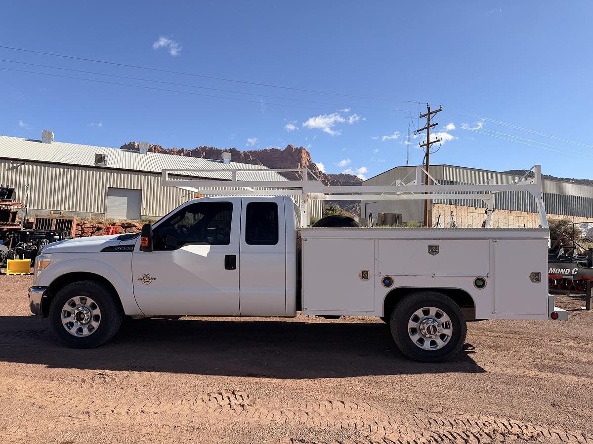 Used 2016 Ford Utility Truck