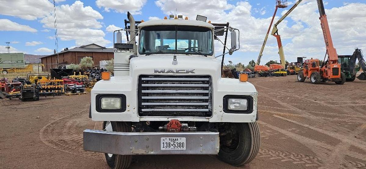Used Mack Dumpster Truck