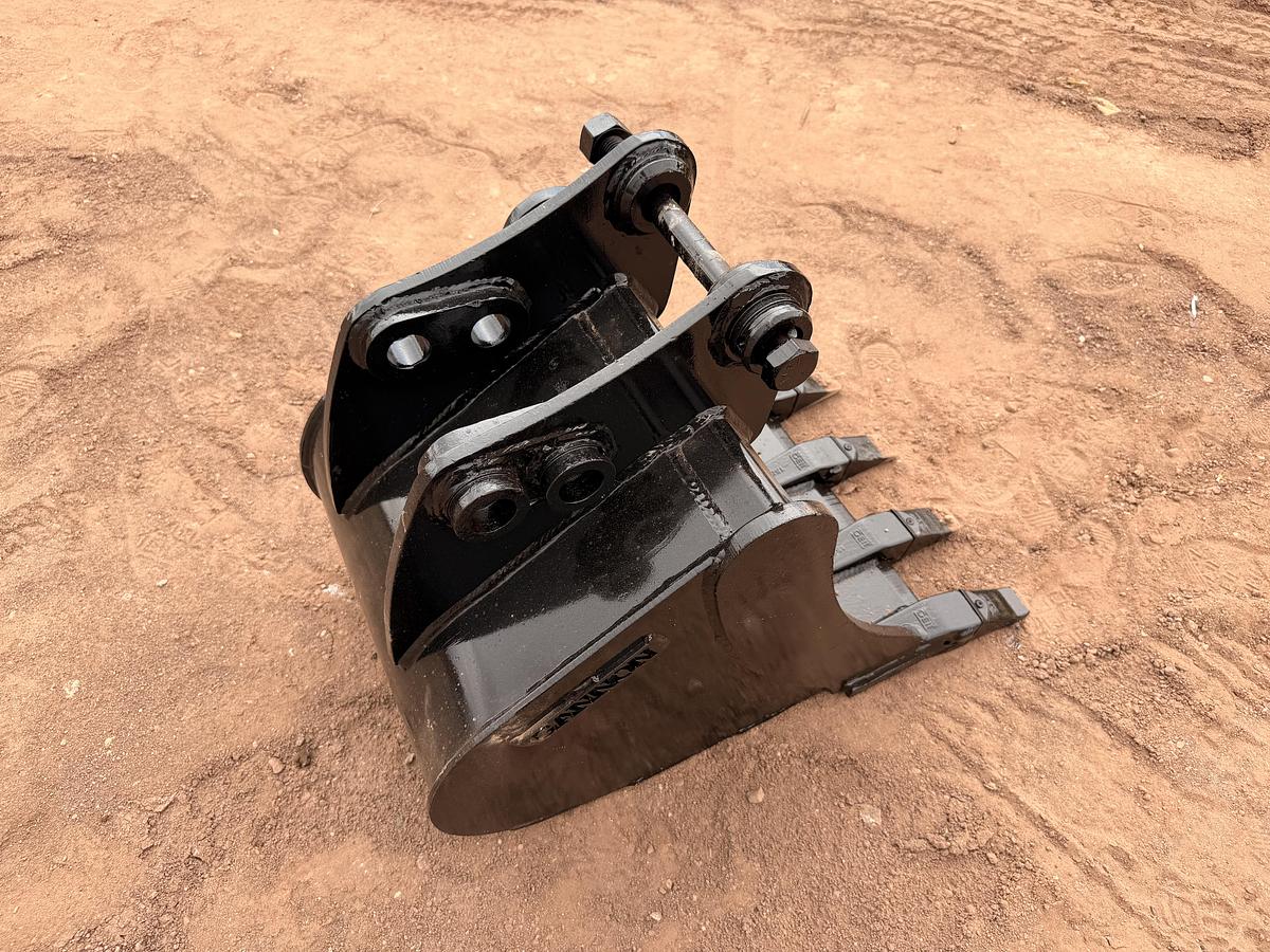 Used 18" Mini Excavator Bucket