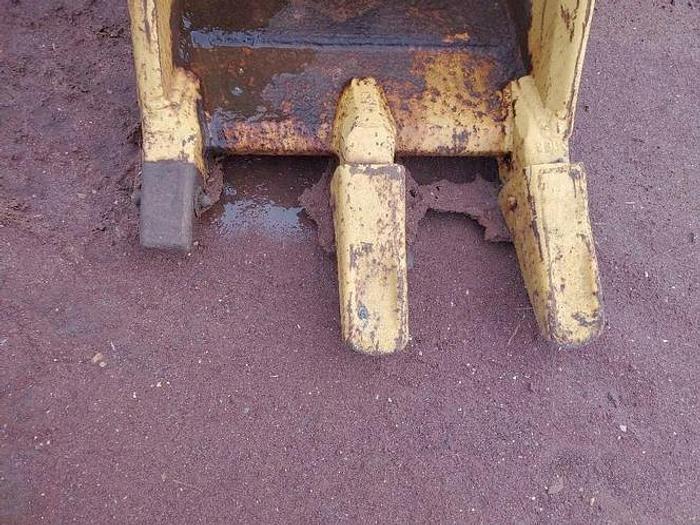 Used 24" Excavator Bucket
