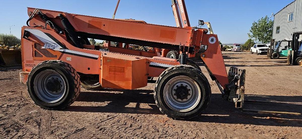 Used 2012 Skytrack 8042 Telehandler