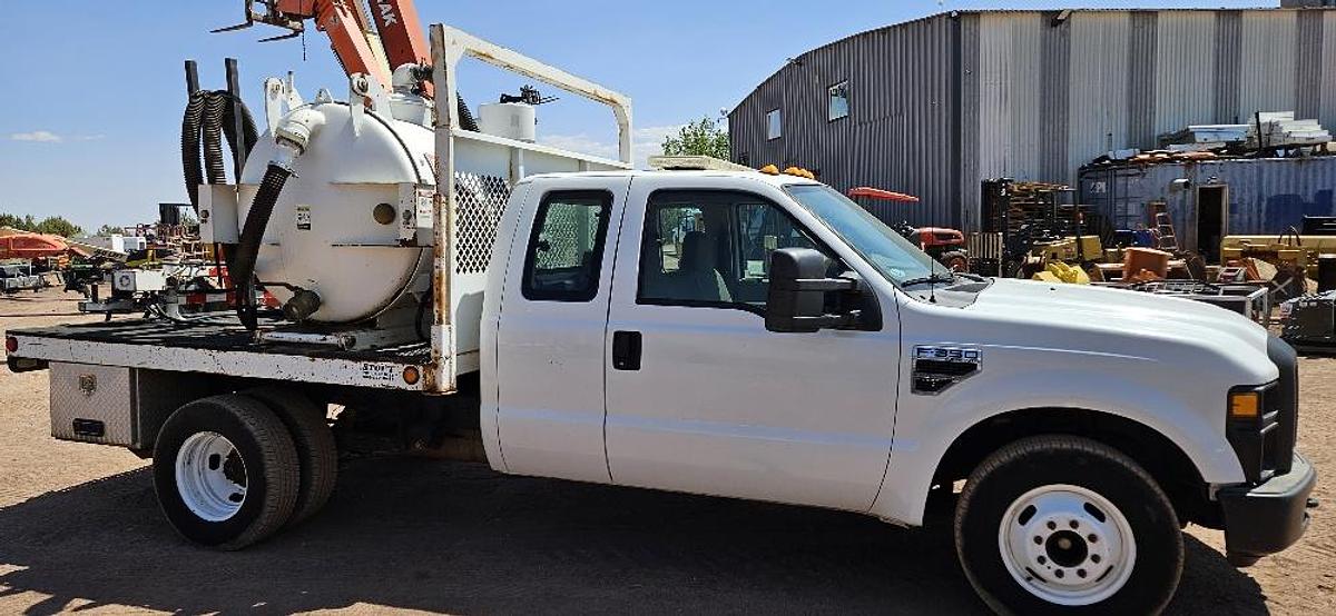 Used 2009 Ford Vacuum Truck