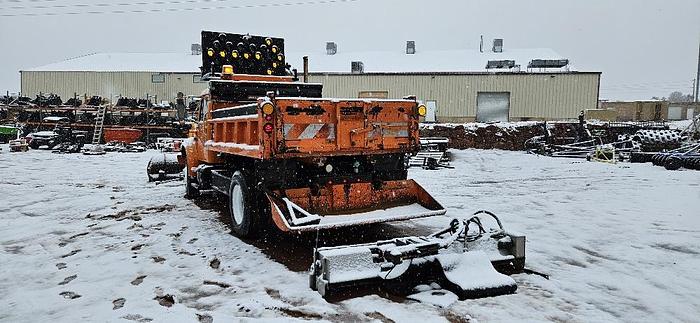 Used 2001 International Dump Truck 4900