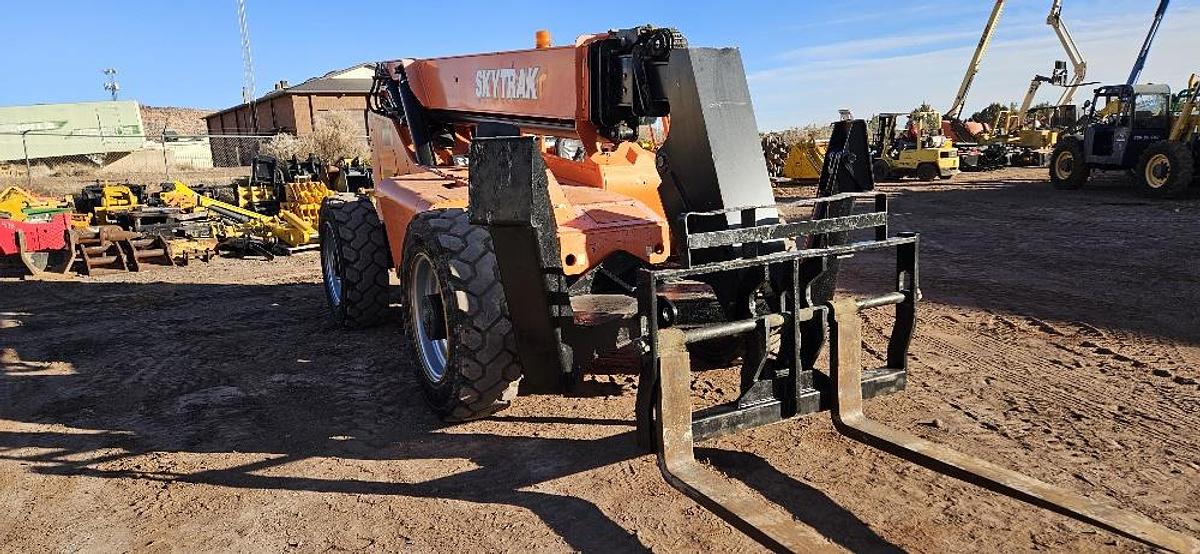 Used 2018 Sky Track 1054 Telehandler