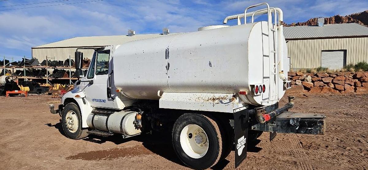 Used 2013 International 4300 Water Truck