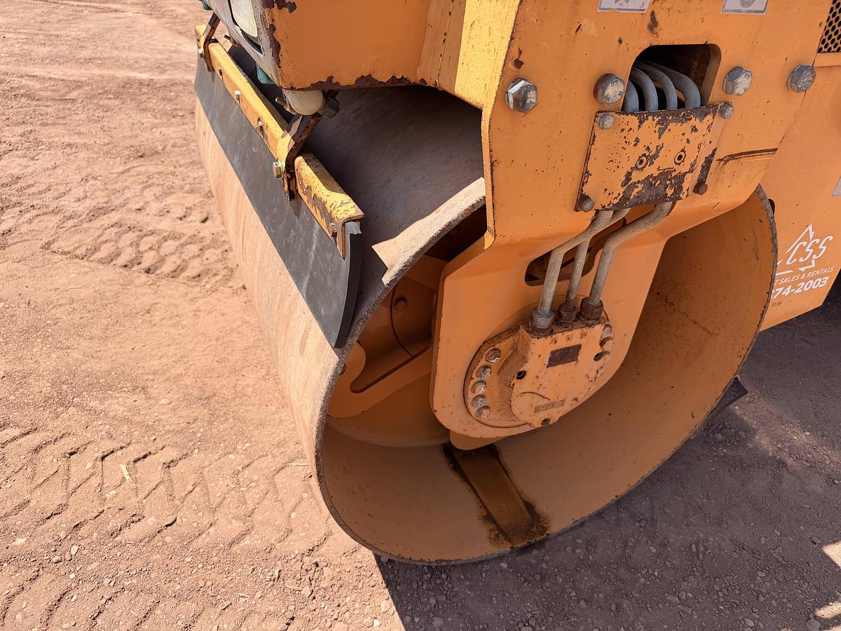 Used 2011 CASE Double Drum Roller