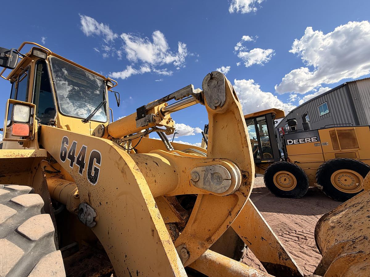 Used 1997 John Deere Loader
