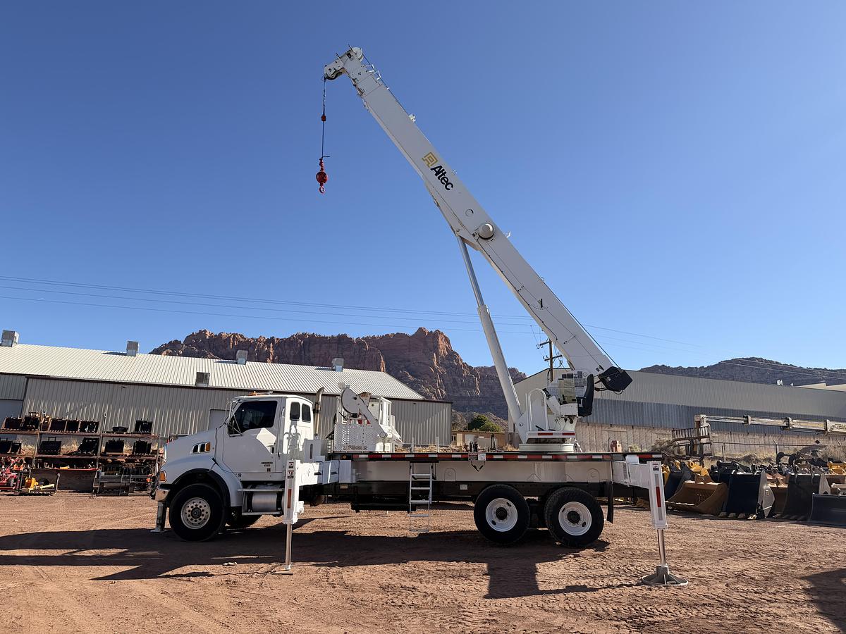 Used 26 Ton Hydraulic Crane Truck