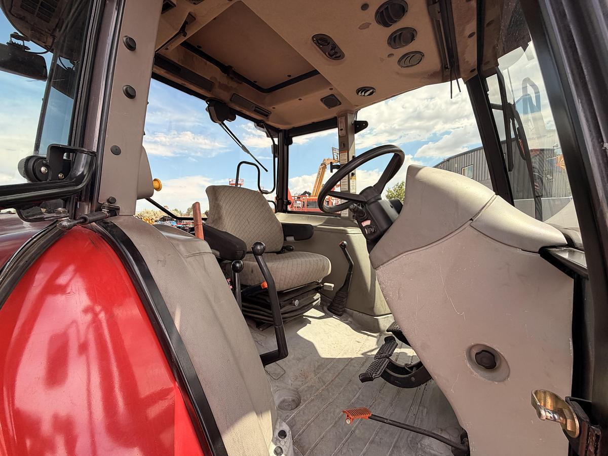 Used 2007 Case Utility Tractor