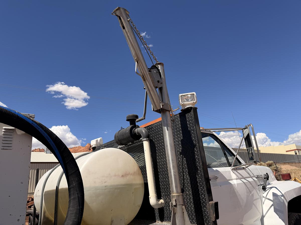 Used 1992 Ford Vacuum Truck