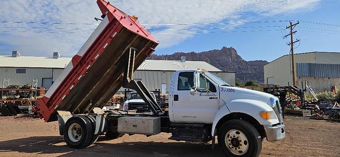Used 2012 Ford F 750 Dump Truck