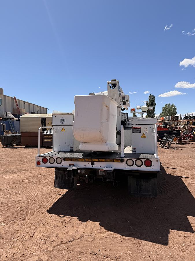 Used 2016 Ford F-550 Bucket Truck