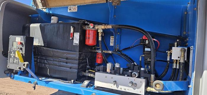 Used 2001 Genie S- 125 Boom Lift