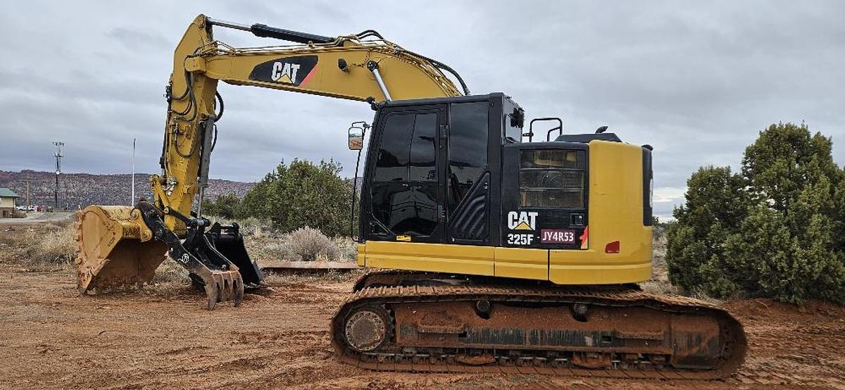 Used 2017 CAT 325F Excavator