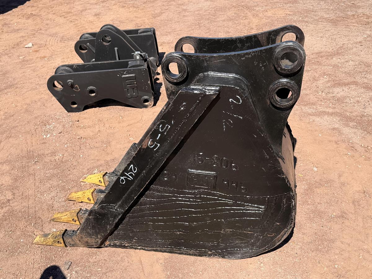 Used 24" Cat Excavator Bucket