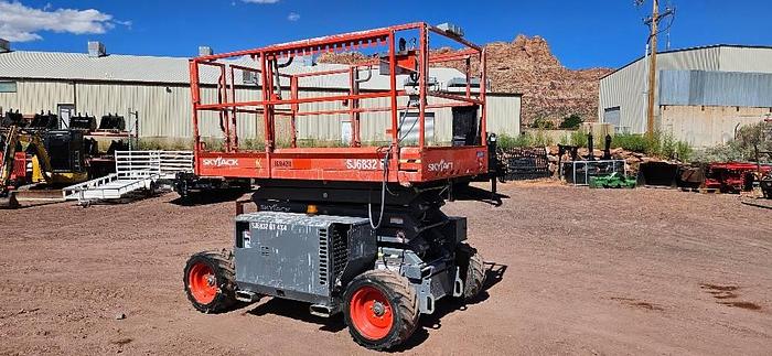 Used 2017 SkyJack SJ6832 RT Scissor Lift