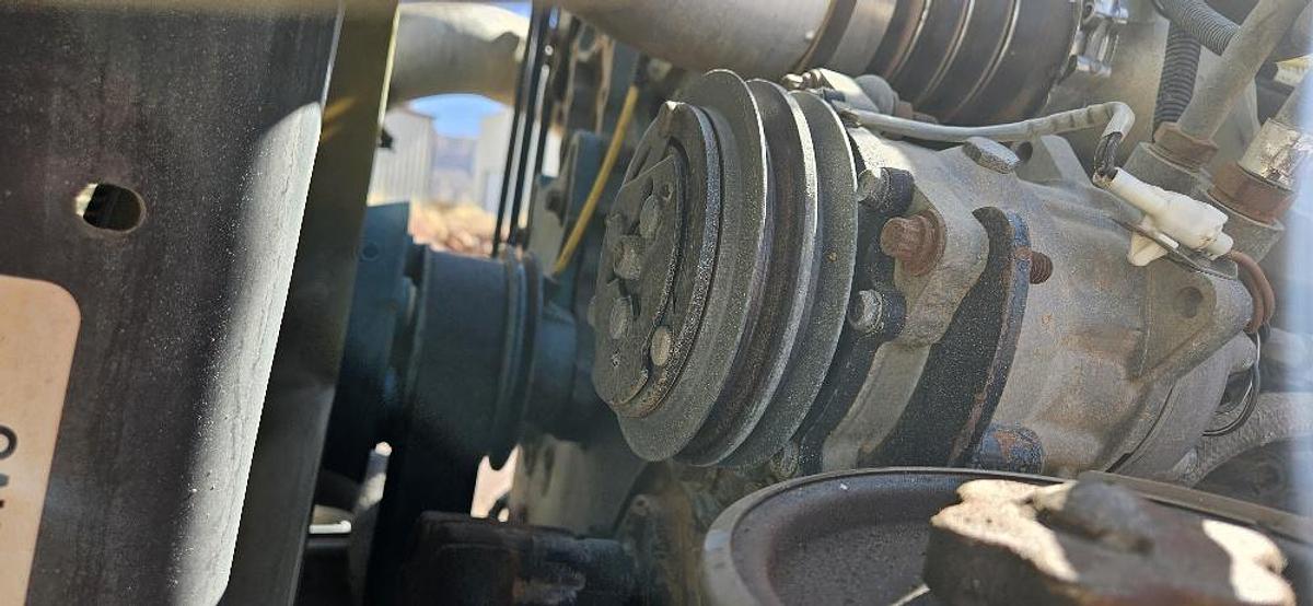 Used Ford LTL 9000 Water Truck