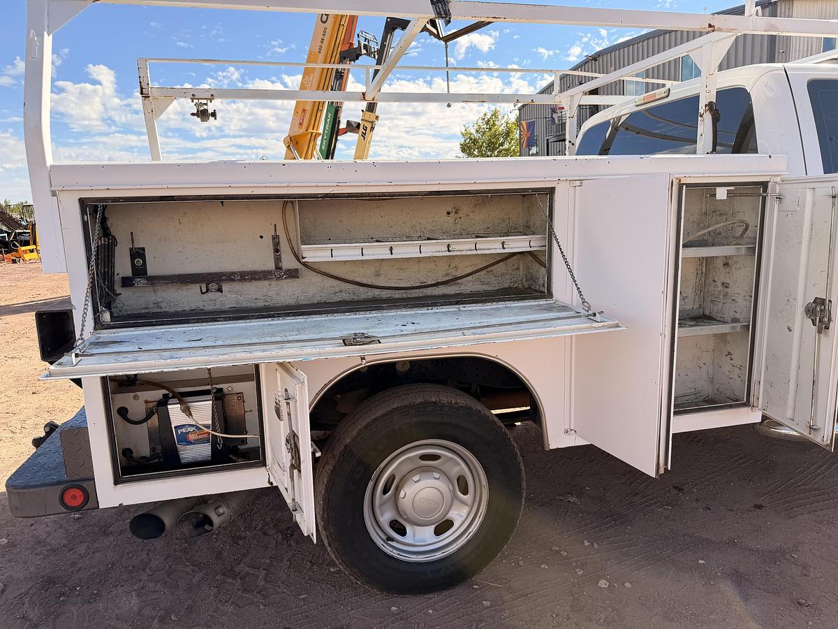 Used 2012 Ford F-250XL Service Truck