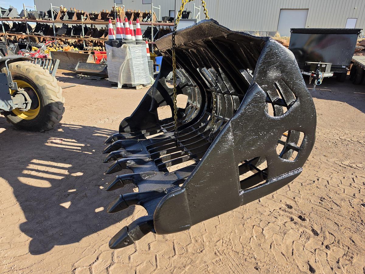 Used LOADER SKELETON BUCKET