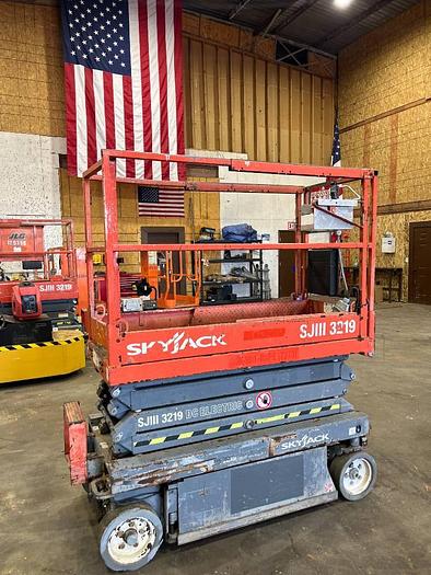 Used 2012 SkyJack SJ III 3219 Scissor Lift