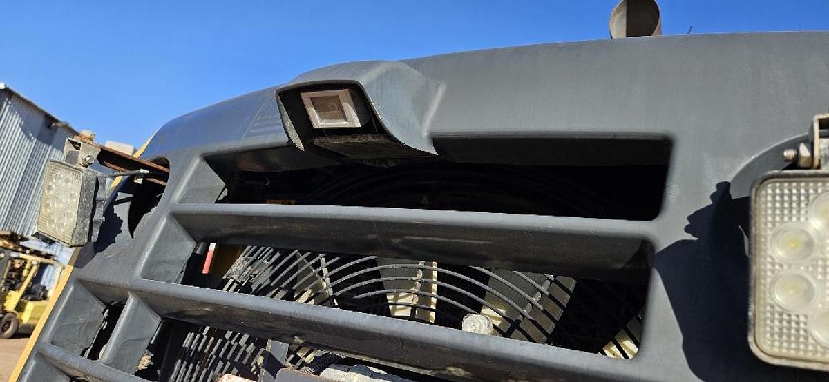 Used 2014 Komatsu WA270-7 Loader | HVAC, Stereo, Ride Control