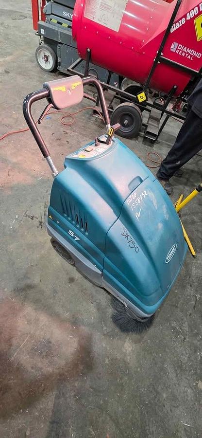 Used Walk-Behind Battery Sweeper
