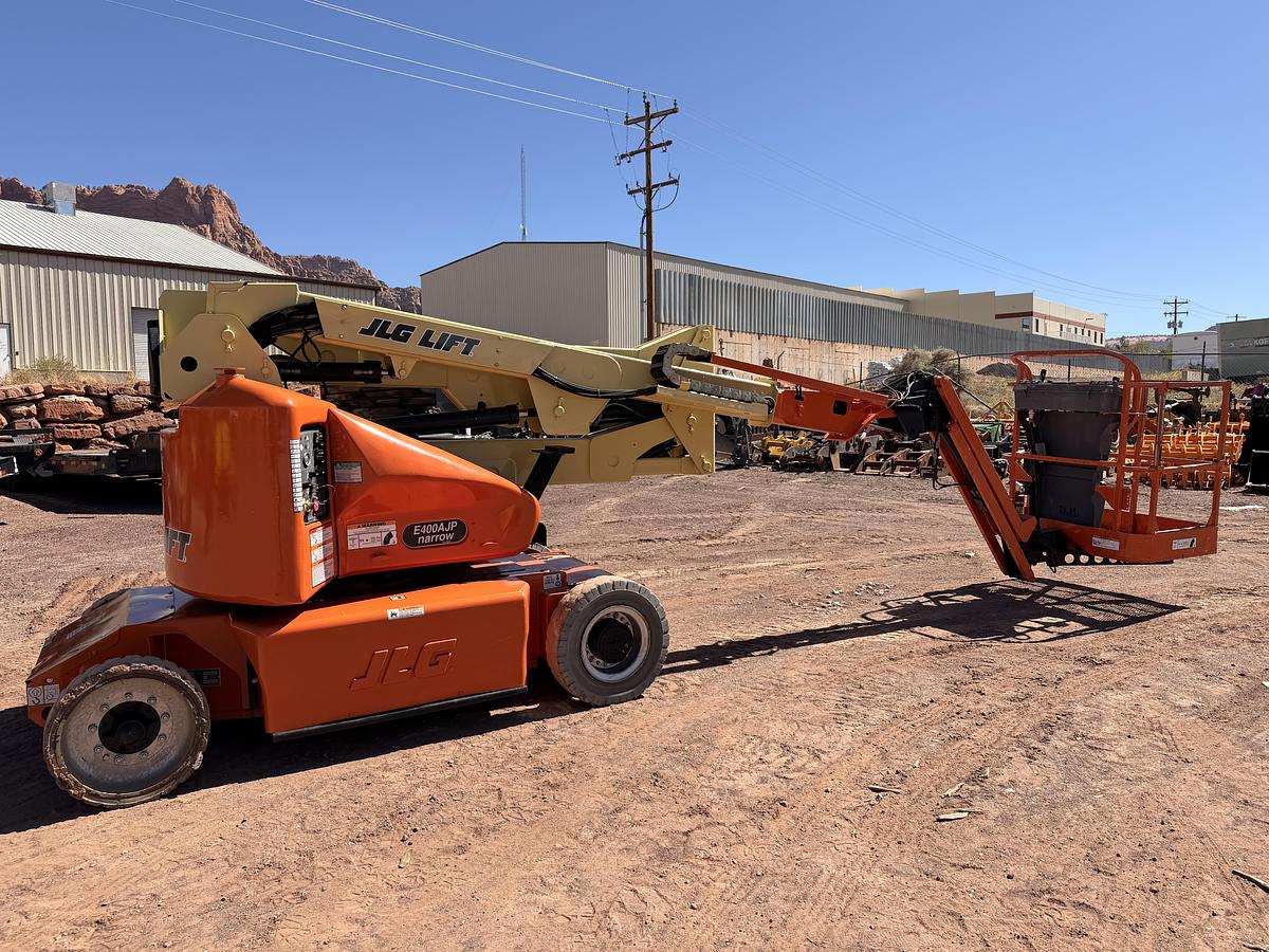 Used 2013 JLG Electric Articulating Boom Lift