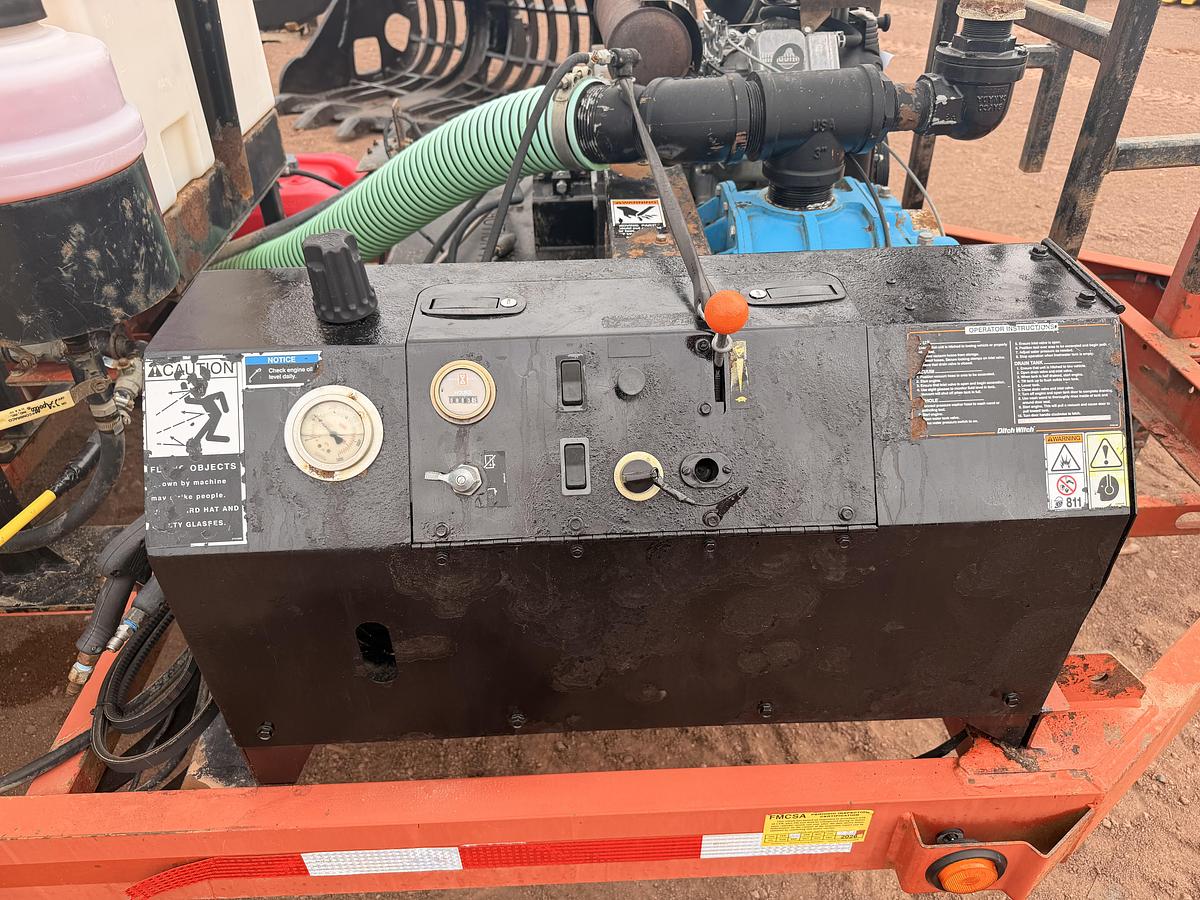 Used Ditch Witch FX25 Vacuum Trailer