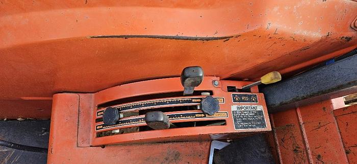 Used Kubota Tractor M4700