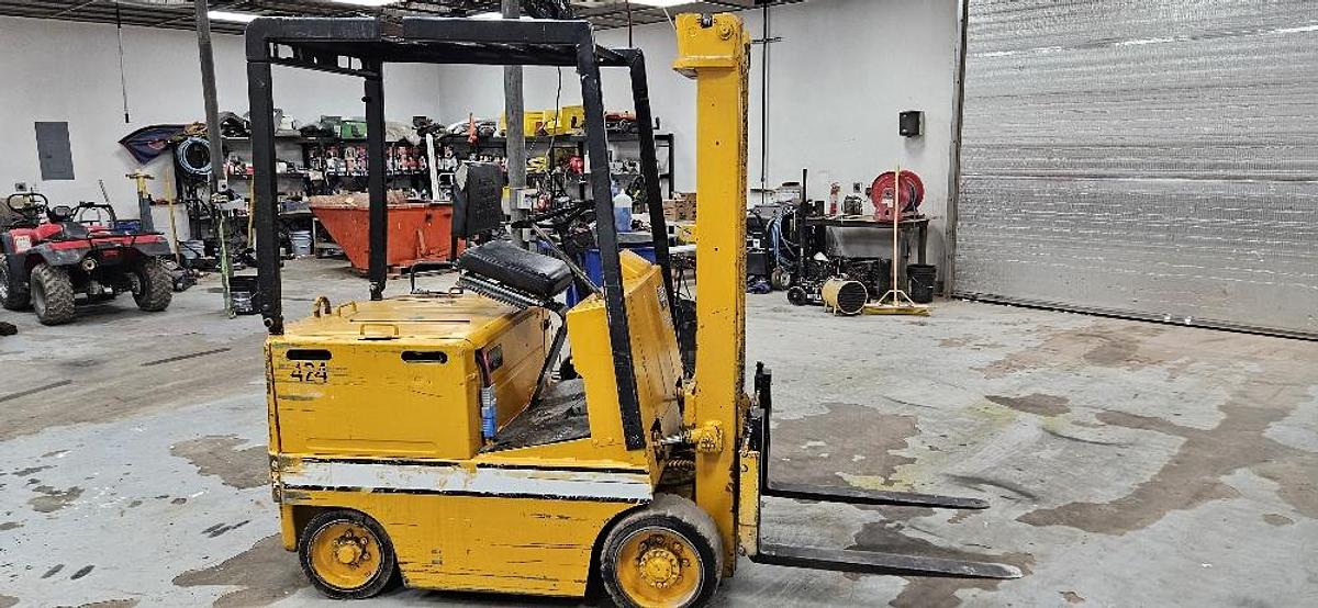 Used 4,000 lbs Forklift