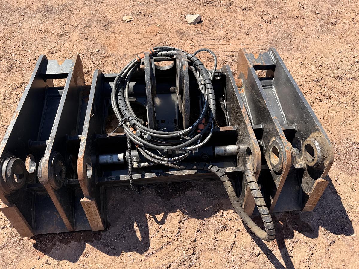 Used Loader Quick Coupler