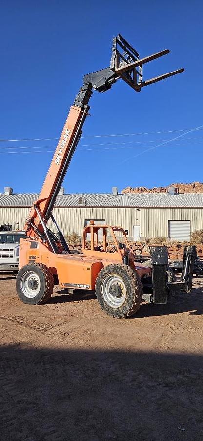 Used 2018 Sky Track 1054 Telehandler
