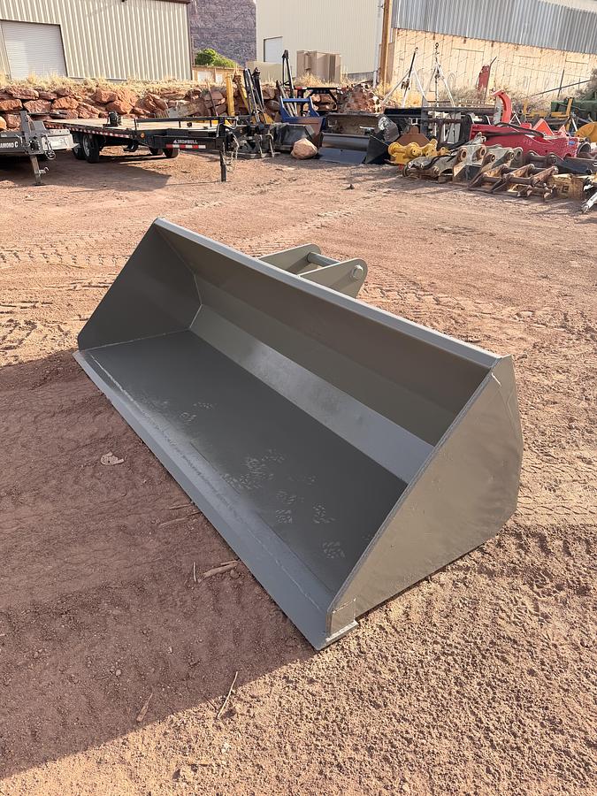 Used 8' Telehandler Bucket