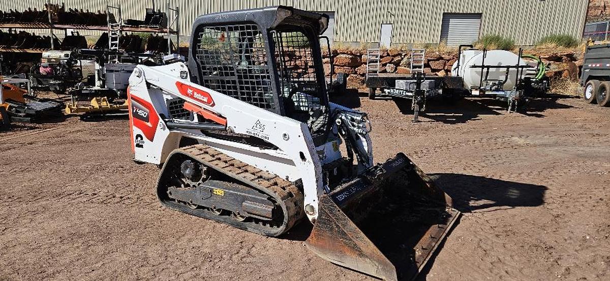 Used 2021 Bobcat T450 Skid Steer