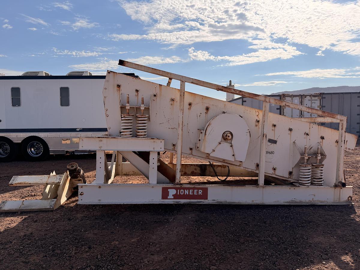 Used Pioneer Double Deck Screen