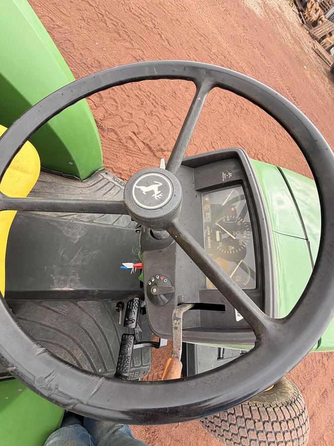 Used 2002 John Deere 5320 Tractor
