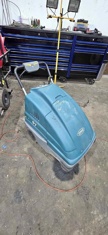 Used Walk-Behind Battery Sweeper