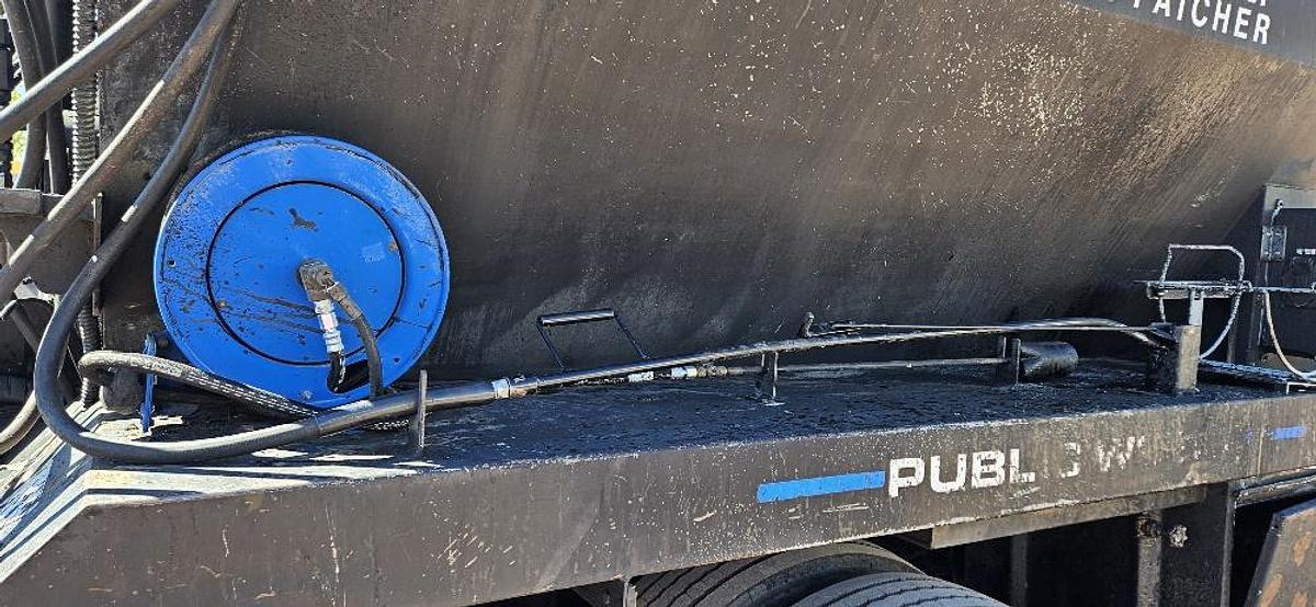 Used 2007 GMC Asphalt Patch Truck